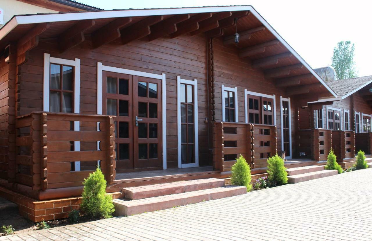 Готель Gud House Гудаута Екстер'єр фото
